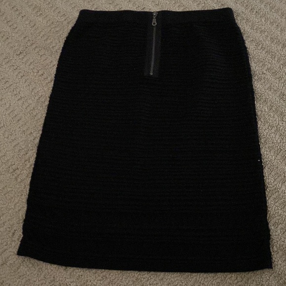 Jessica Simpson pencil skirt - Picture 3 of 4
